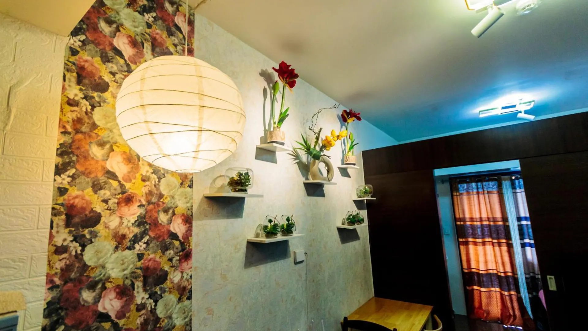 Canvas & Petals Blossoming Art Penthouse Gym Swim Park 5716 Manila 0*,  Philippines