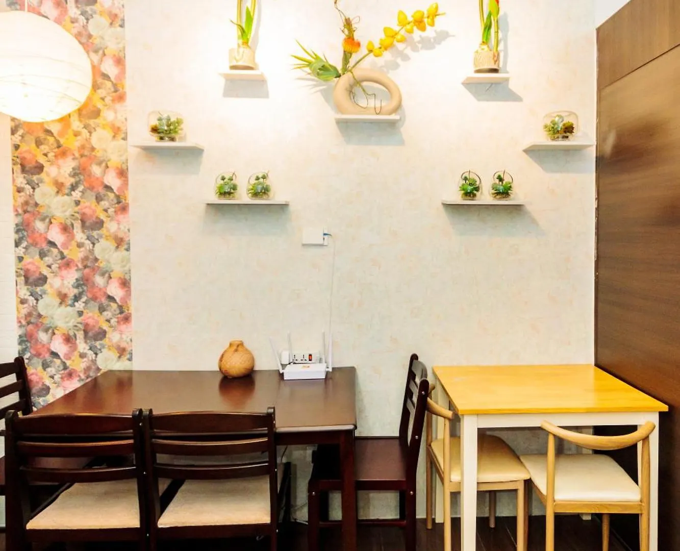 Canvas & Petals Blossoming Art Penthouse Gym Swim Park 5716 Manila 0*,